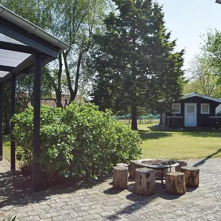 Vakantiehuis Three-bedroom In